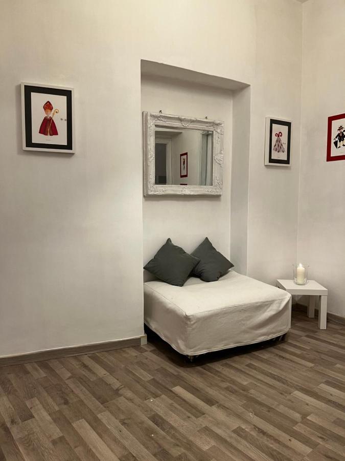 Appartamento Scaramanzia Naples Luaran gambar